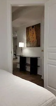 Inglis House Daire Toronto